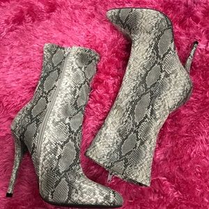 Ankle booties
